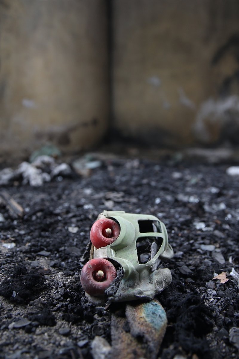 Yangın Çıkan Evinin Bir Odasını Dava Süreci Nedeniyle 8 Yıldır Muhafaza Ediyor