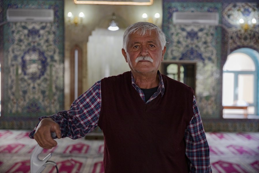 Yatalak Eşi Ve Engelli Oğlu İle Ortada Kalan Hamala Cami Derneği Sahip Çıktı