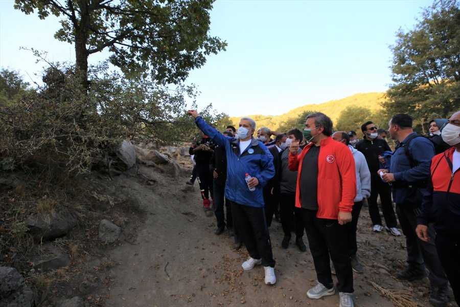 Aksaray'da Sağlıklı Yaşam İçin Doğa Yürüyüşü Yapıldı