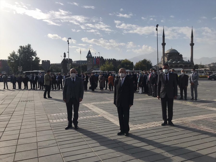 Kayseri'de Muhtarlar Günü Kutlandı
