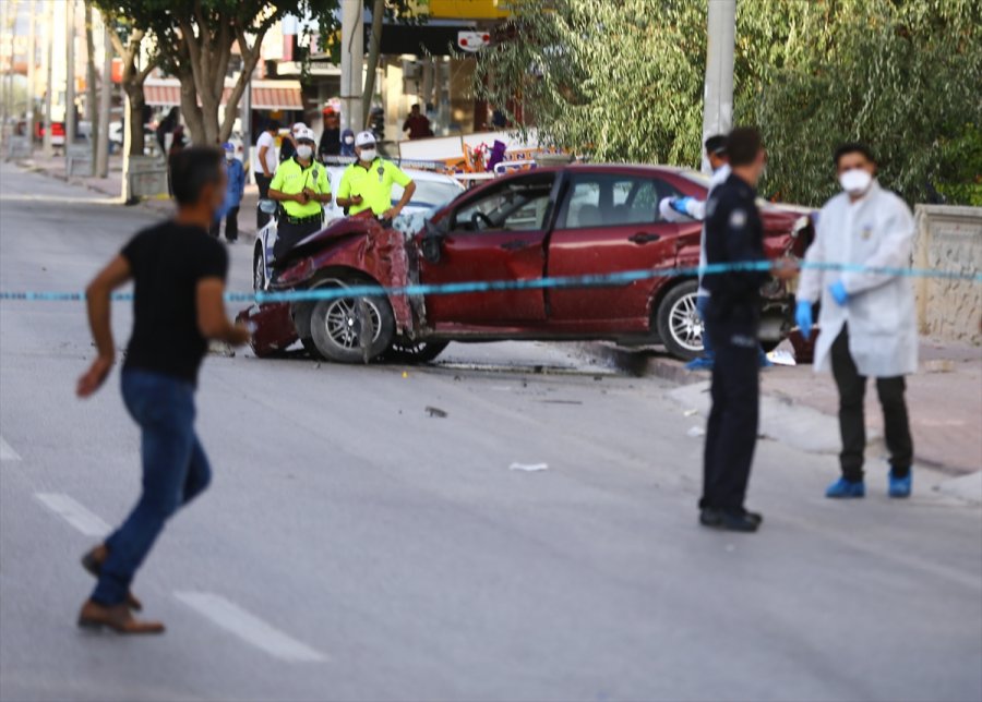 Konya'da Otomobilin Çarptığı Baba Ve Oğulun Hayatını Kaybettiği Trafik Kazası Güvenlik Kamerasında