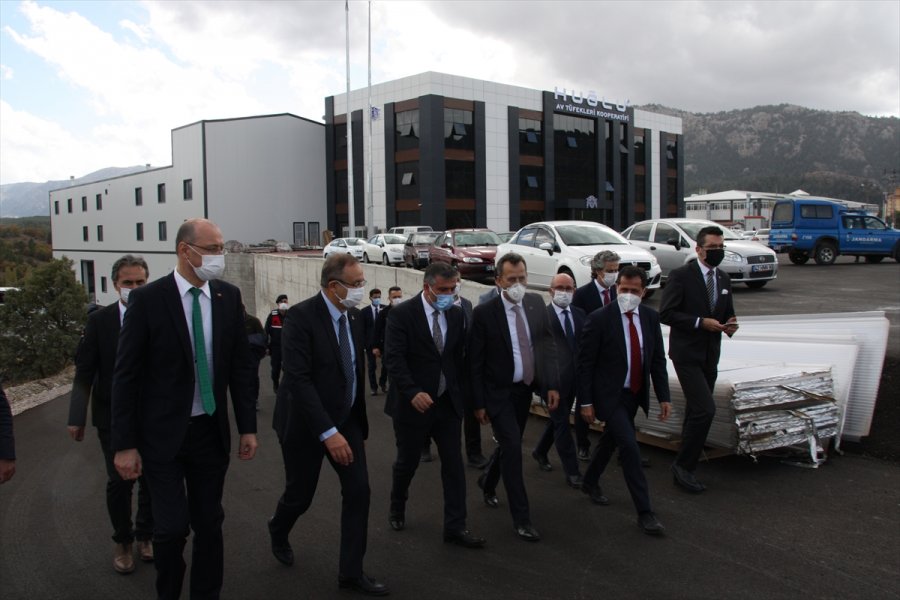 Ak Parti'li Altunyaldız, Huğlu Av Tüfekleri Kooperatifinde İncelemelerde Bulundu