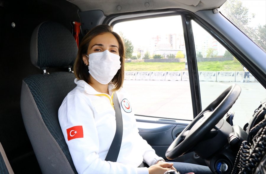 Kayseri'de Ambulans Personeline Sürüş Teknikleri Eğitimi