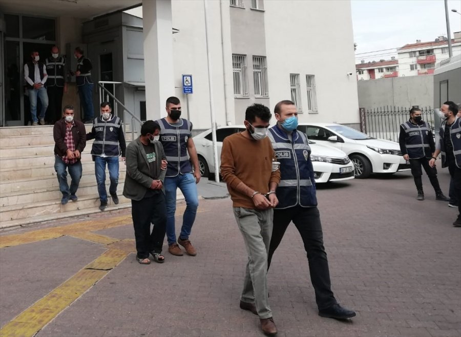 Kayseri'de Aranan İkisi Firari Hükümlü 20 Kişi Yakalandı
