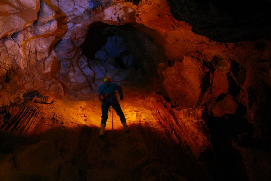 Konya'da Koruma Altına Alınan Mağaralar Doğa Tutkunlarını Bekliyor