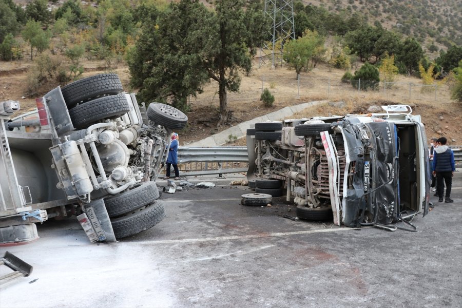 Tanker Ve Kamyonun Devrilmesi Sonucu Kapanan Niğde-adana Otoyolu Ulaşıma Açıldı