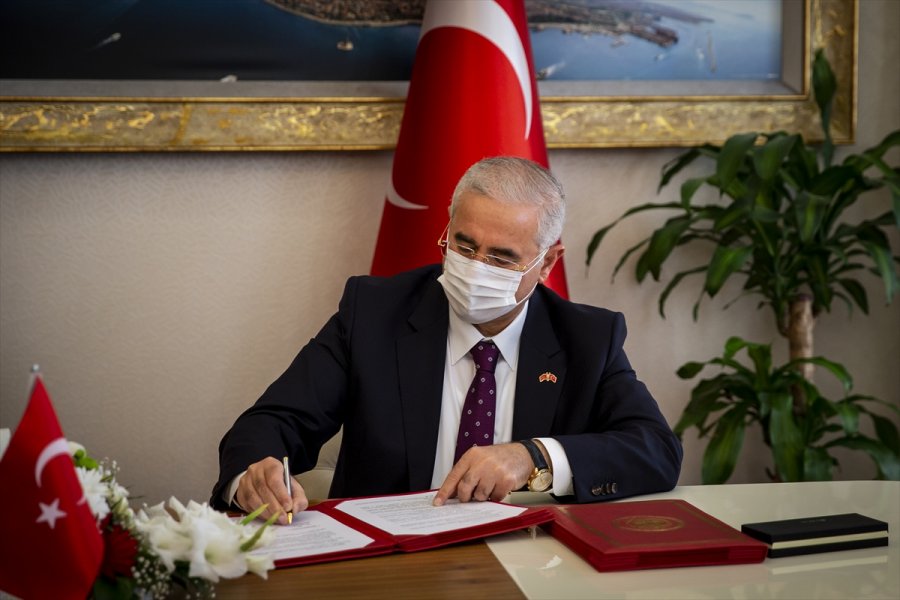 Karadağ Yüksek Mahkeme Başkanı Ve Üyeleri Ankara'da