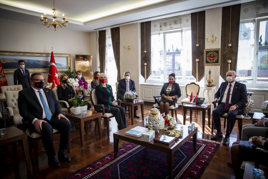 Karadağ Yüksek Mahkeme Başkanı Ve Üyeleri Ankara'da