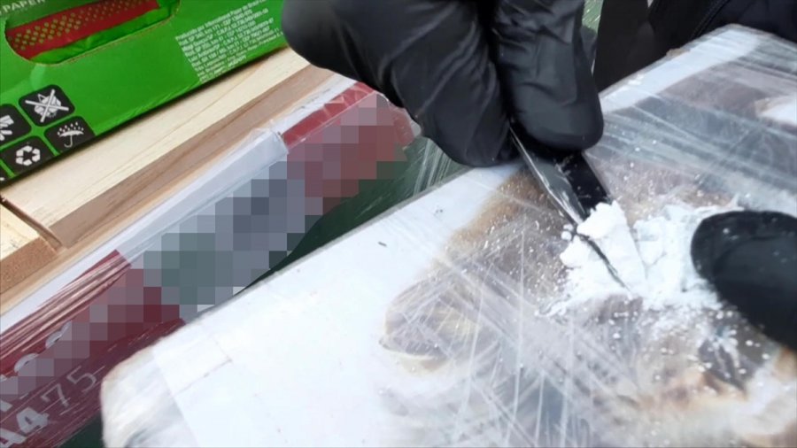 Mersin'de 220 Kilogram Kokainin Ele Geçirildiği Operasyonda Zanlıların 