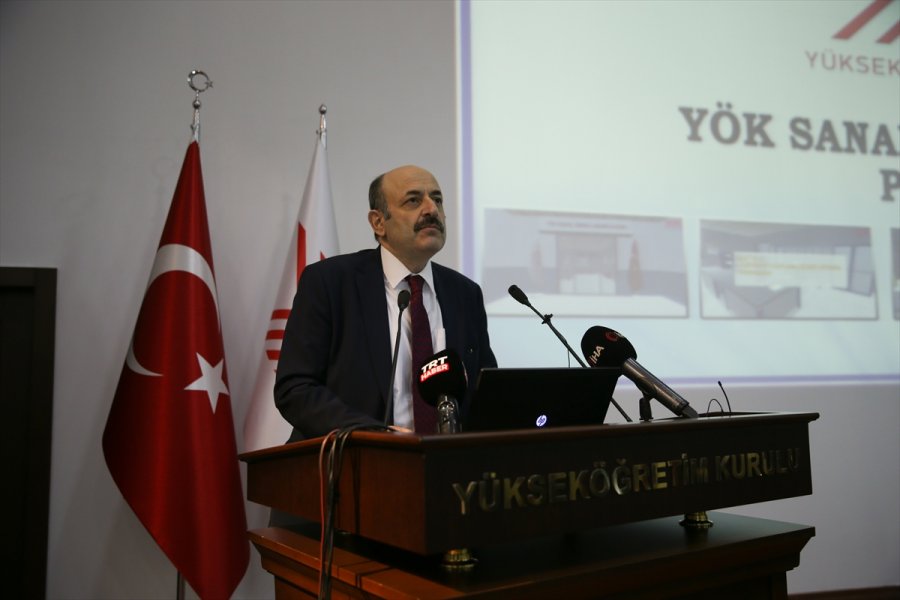 Üniversite Öğrencileri 