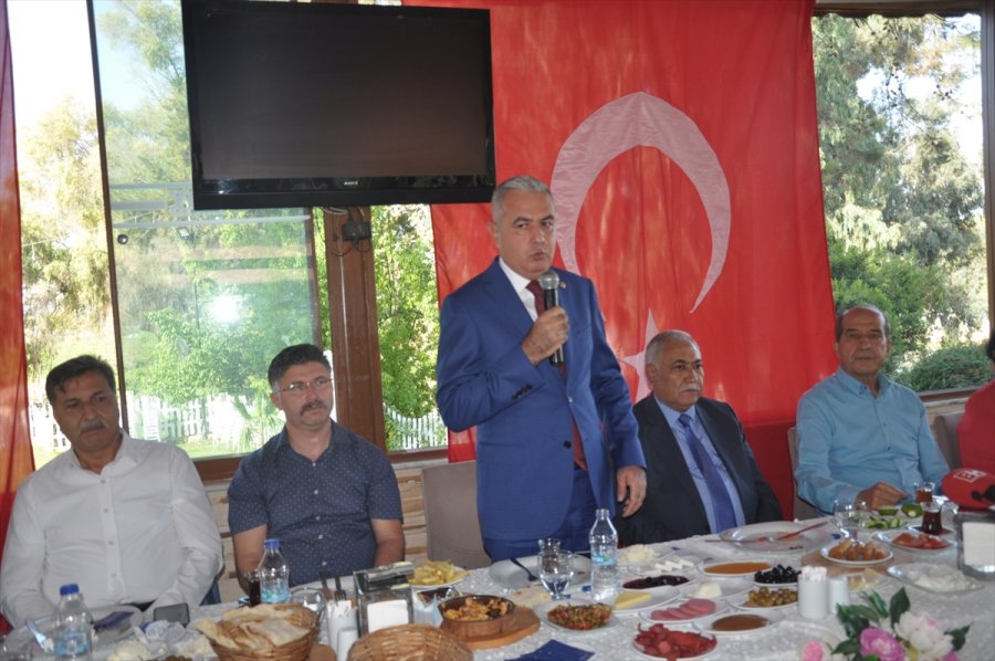 Mhp Tarsus İlçe Yönetimi Gazetecilerle Bir Araya Geldi