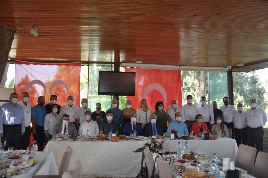 Mhp Tarsus İlçe Yönetimi Gazetecilerle Bir Araya Geldi