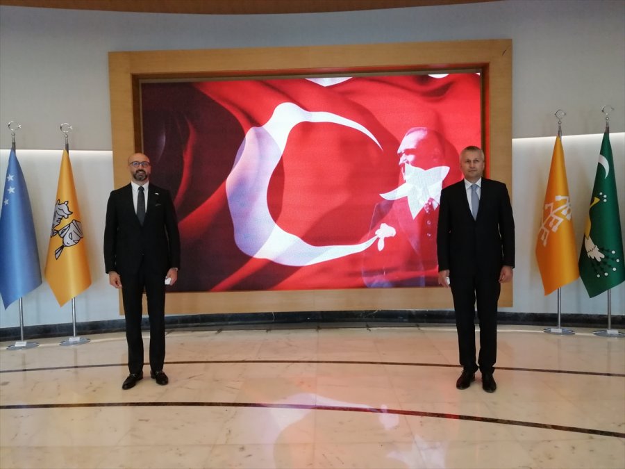 Romanyalılar Da Antalya'da Tatili Güvenli Ve Sağlıklı Buluyor