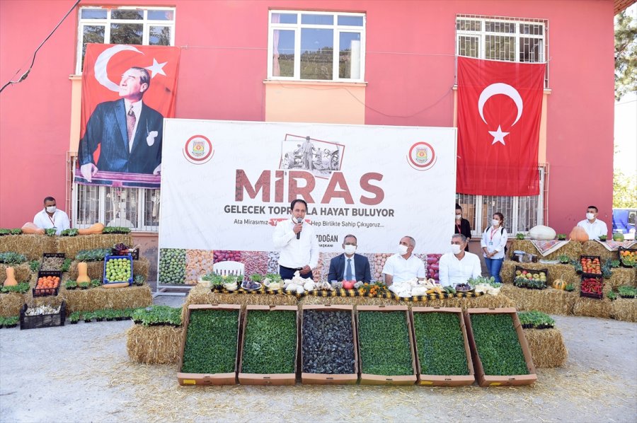 Tarsus Belediyesi Gen Bankası'nda Ata Tohum Sayısı 20 Milyona Ulaştı