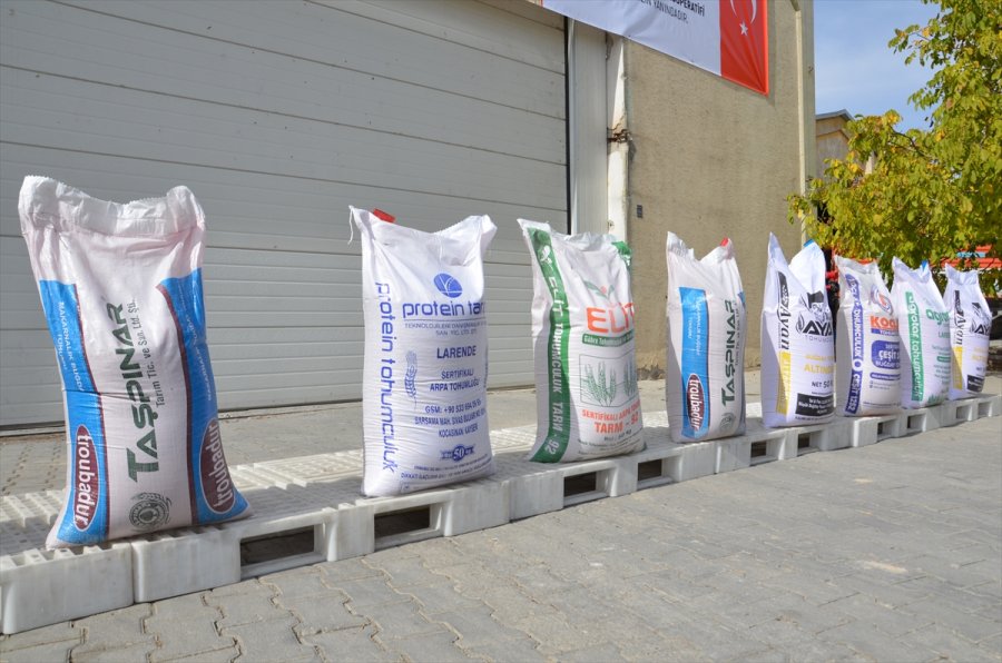 Karaman'da Çiftçilere Sertifikalı Tohum Dağıtıldı