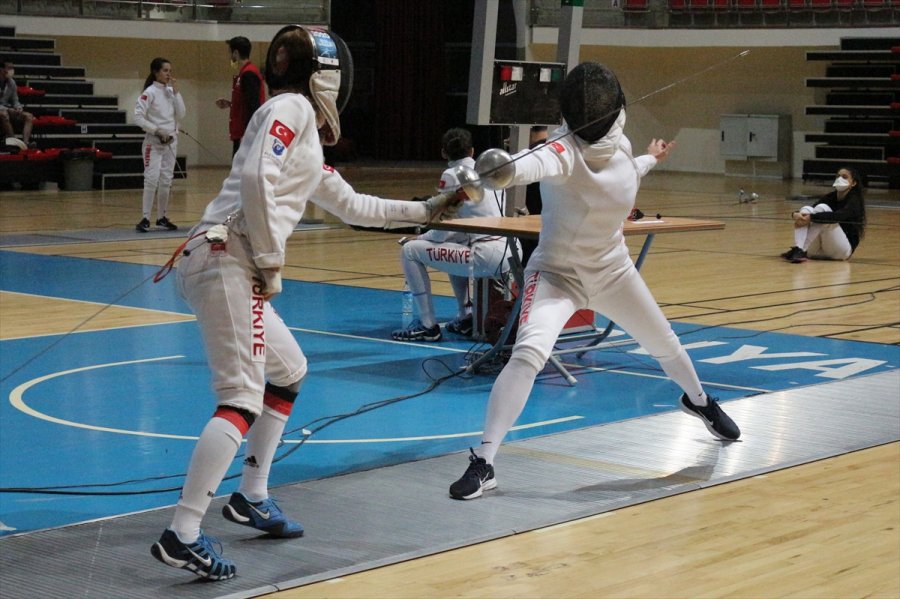 Eskrim Epe Açık Turnuvası, Konya'da Devam Ediyor