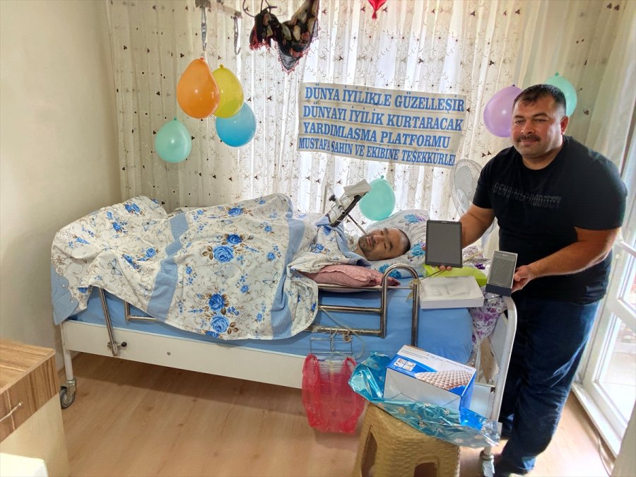 Niğde'de Tableti Bozulan Yatalak Hastayı Yardımlaşma Platformu Sevindirdi
