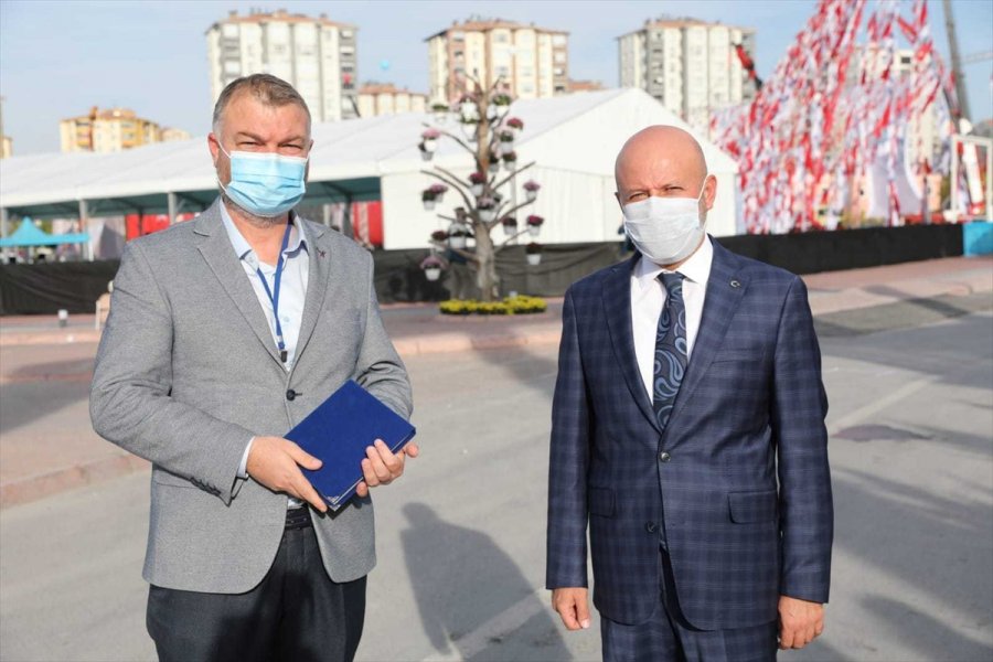 Kocasinan'da Kentsel Dönüşüm Projelerinde Anahtar Teslimleri Yapıldı