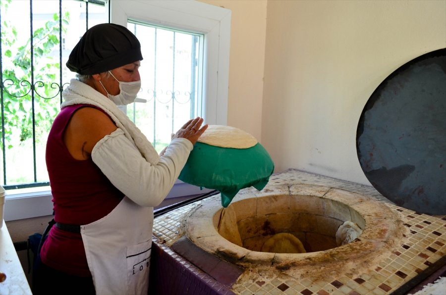 Mersin'de Kadınlar Tandır Evleriyle Aile Bütçesine Katkı Sağlıyor