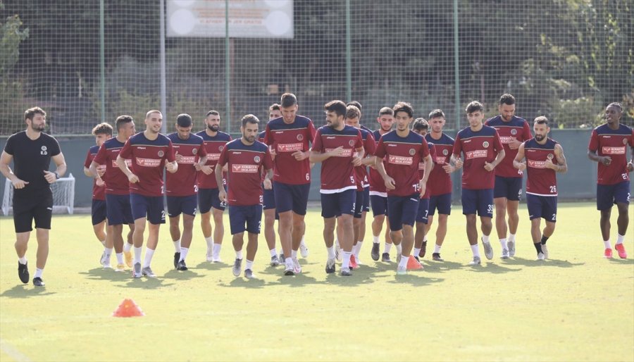Alanyaspor, En İyi Sezon Başlangıcıyla Zirveye Yerleşti