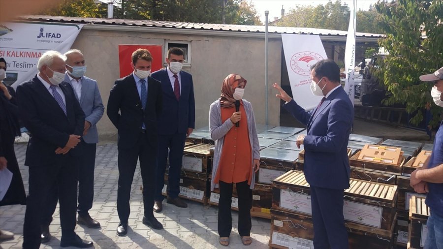 Bozkır'da 133 Üretici Ve Bir Kooperatif Desteklemelerini Aldı