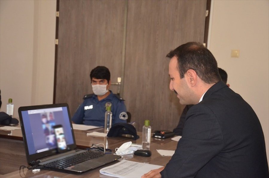 Karantinadaki Vatandaşlara Video Konferansla Moral Desteği