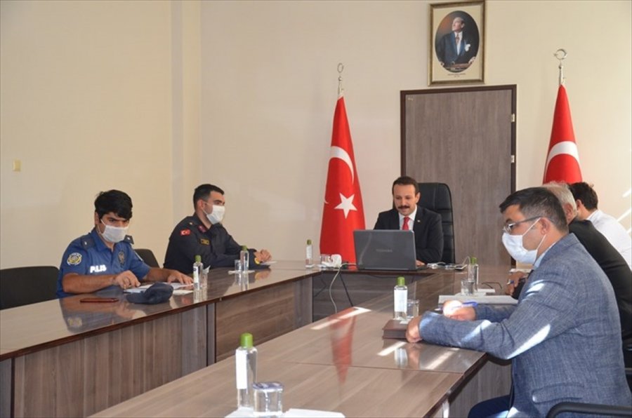 Karantinadaki Vatandaşlara Video Konferansla Moral Desteği