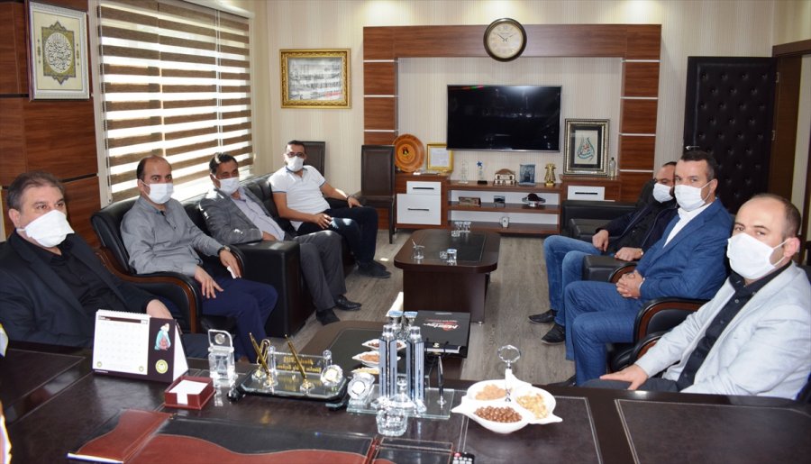 Karapınar Ticaret Borsasından Hasteneye Oksijen Cihazı Bağışı