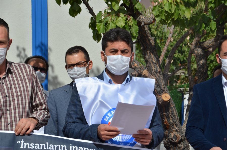 Memur-sen'den Fransa Cumhurbaşkanı Macron'un İslam Karşıtı Söylemlerine Tepki