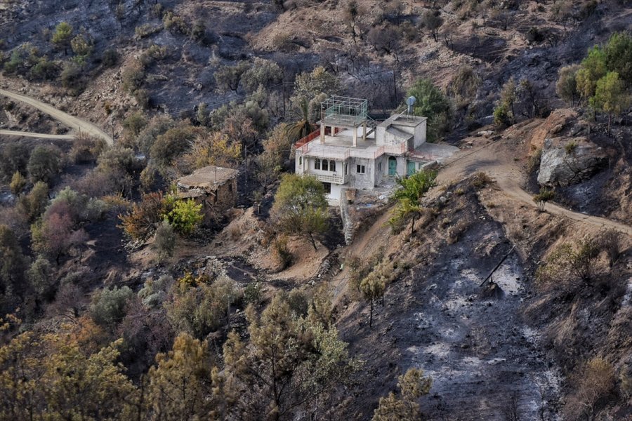 Anamur'daki Orman Yangını Bölgesinde Soğutma Çalışmaları Sürüyor