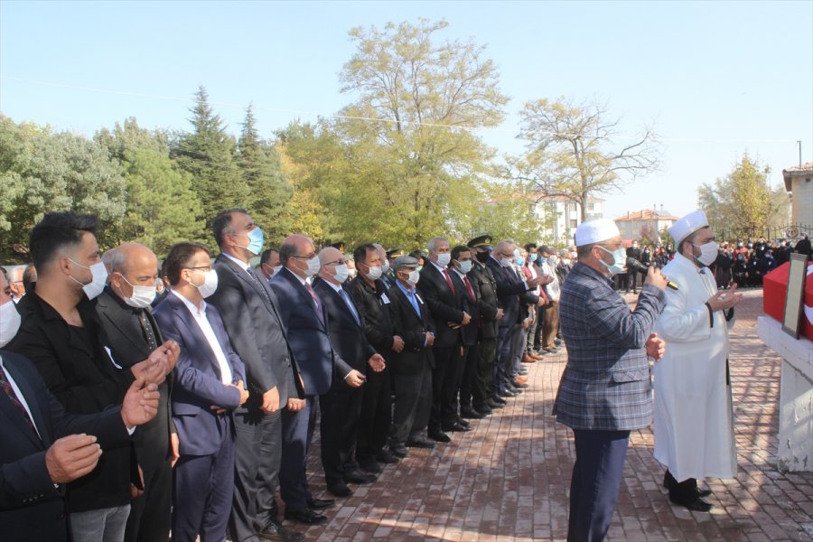 Çanakkale'de Gemi Kontrolünde Ölen Gümrük Muhafaza Memuru Son Yolculuğuna Uğurlandı