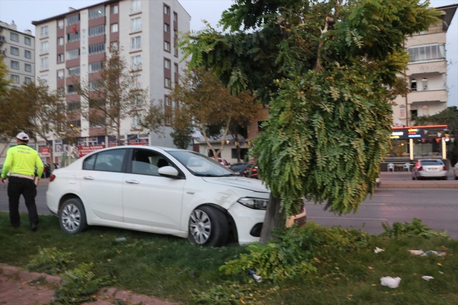Kayseri'de Trafik Kazası: 4 Yaralı