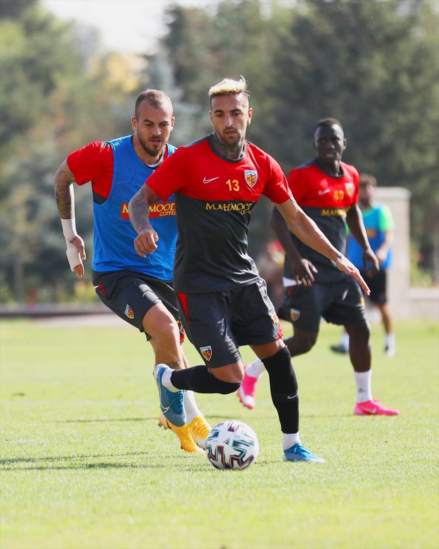 Kayserispor'da Çaykur Rizespor Maçı Hazırlıkları Sürüyor