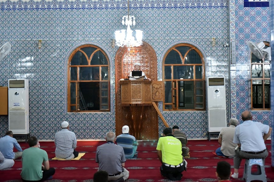 Adana, Mersin, Hatay Ve Osmaniye'de Mevlit Kandili İdrak Edildi