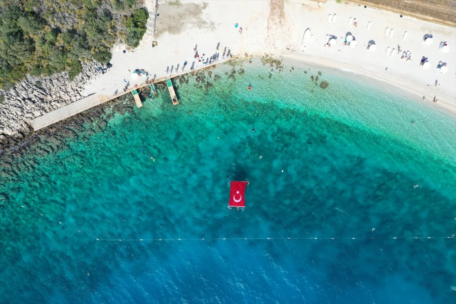 Milli Sporcu Birgül Erken'den Tek Nefeste 97 Metrelik 