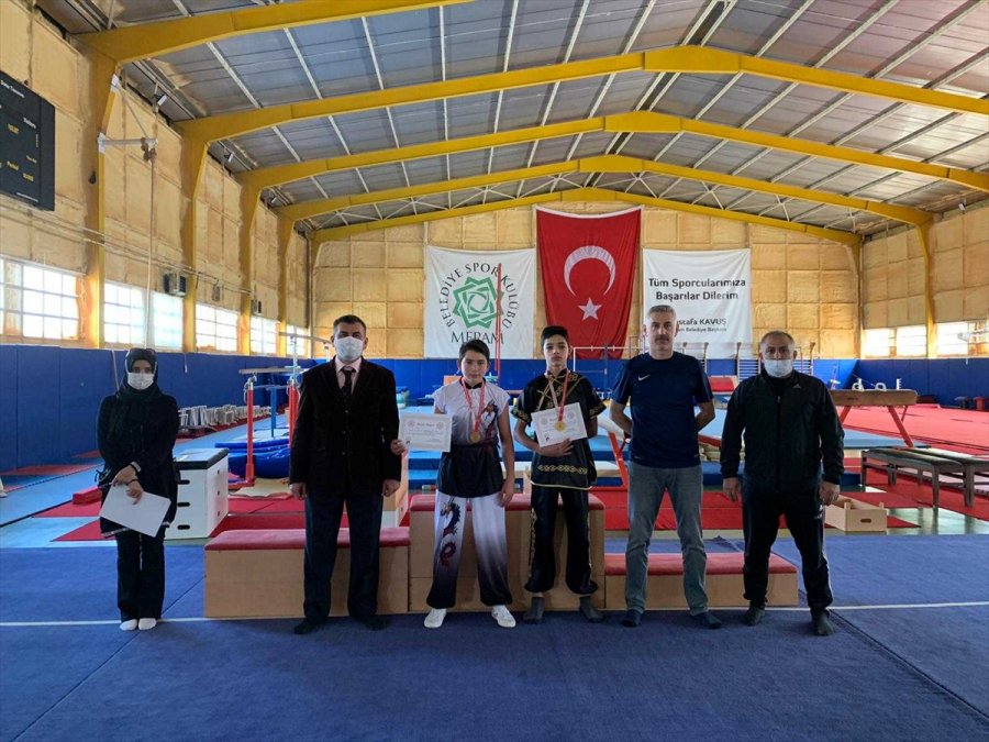 Konya'da Wushu Cumhuriyet Turnuvası Taolu İl Birinciliği Müsabakaları Yapıldı