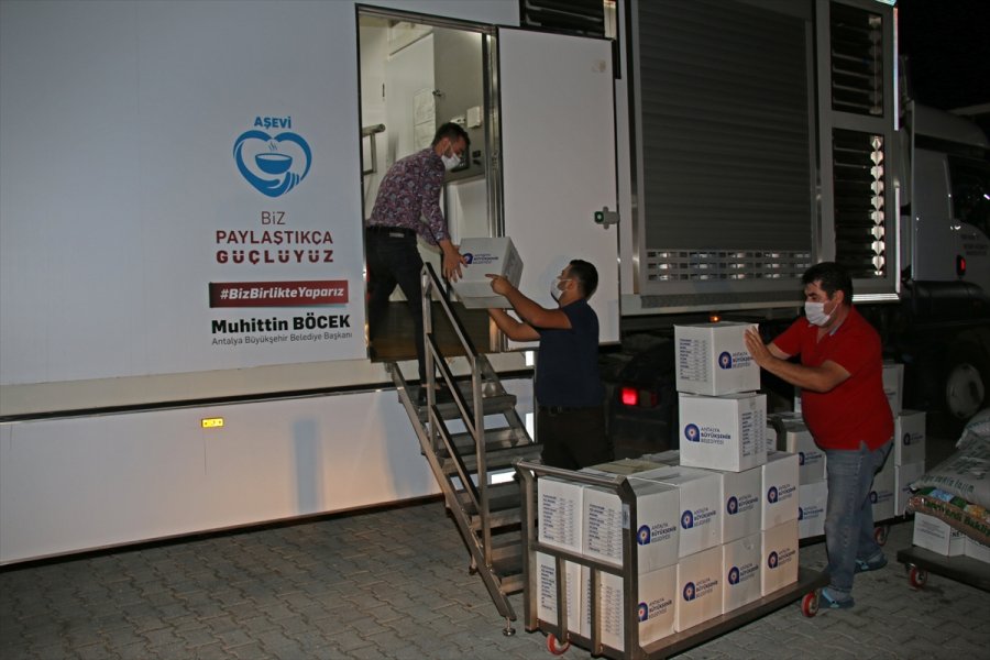 Türkiye İzmir İçin Tek Yürek