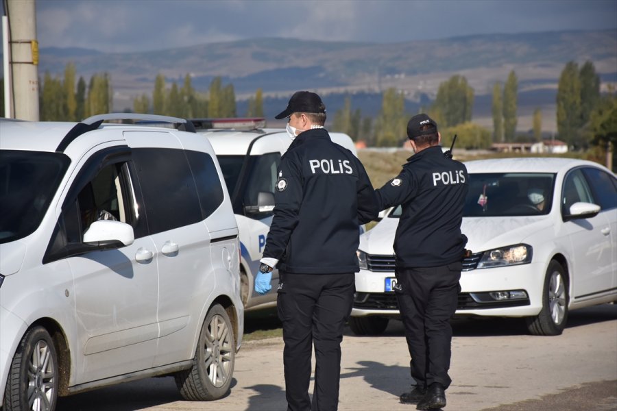 Eskişehir'de 2 Mahallede Karantina Tedbirleri Alındı