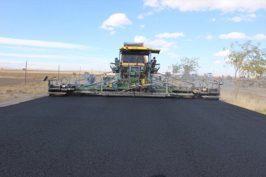 Tomarza-kayseri Yoluna Malatya Yoluna Kadar Sıcak Seriliyor