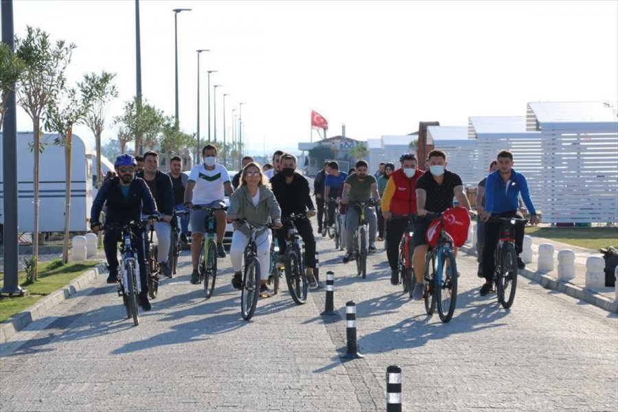 Ak Parti Milletvekili Çokal, Gençlerle Pedal Çevirdi