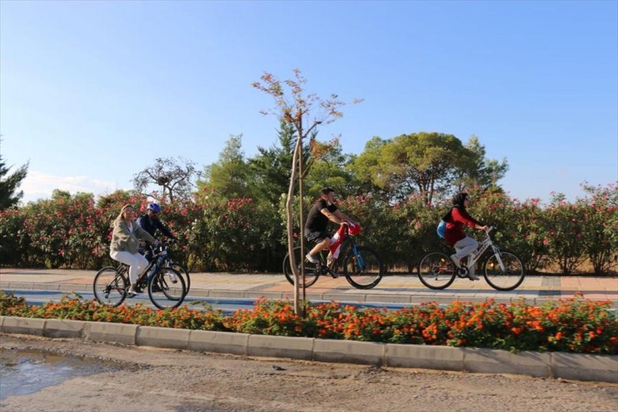 Ak Parti Milletvekili Çokal, Gençlerle Pedal Çevirdi