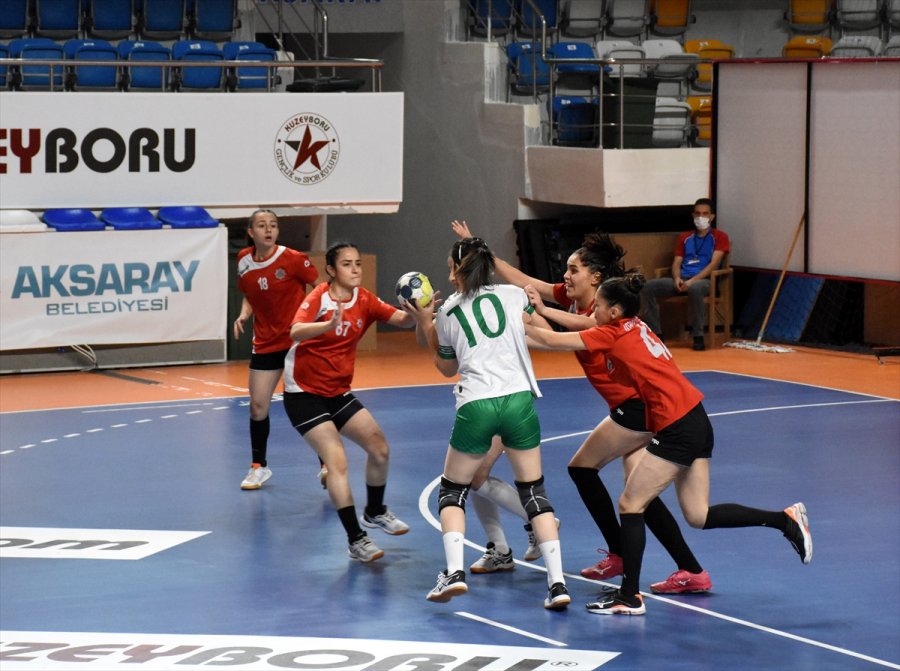 Hentbol: Kadınlar Süper Lig