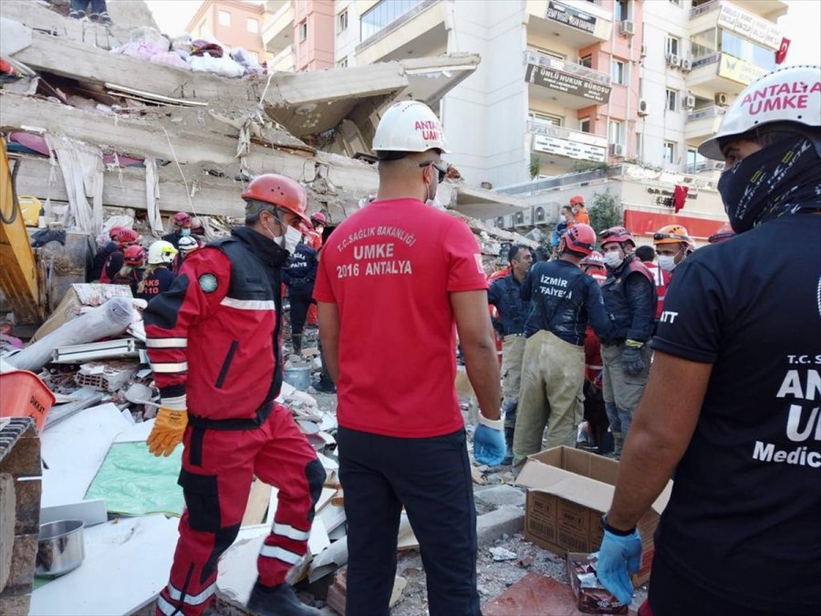 Antalya Umke Ekibi, İzmir'de