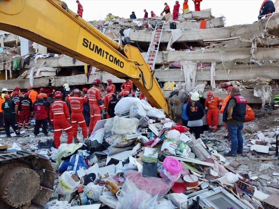 Antalya Umke Ekibi, İzmir'de