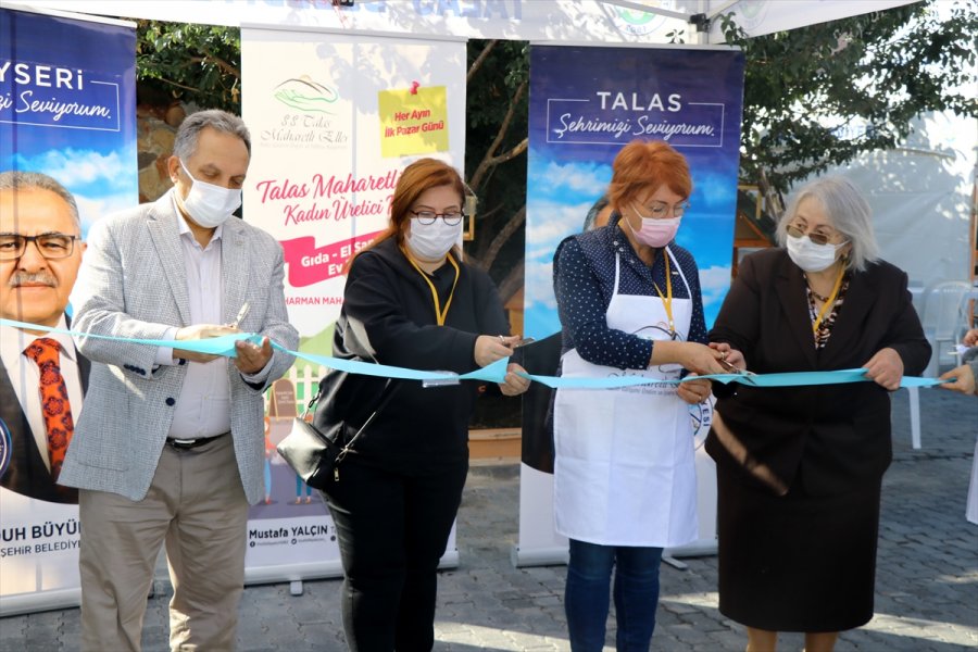 Kayseri'de Kadın Üretici Pazarı Açıldı