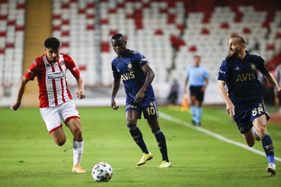 Antalyaspor-fenerbahçe Maçından Notlar
