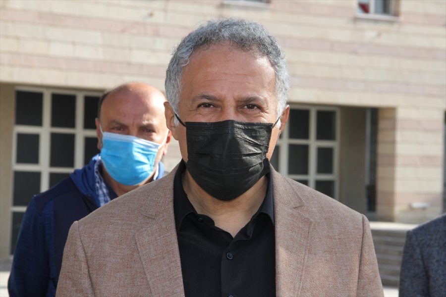 Tüm-iş'ten Pandemide Memur Ve İşçilerin Eşit Şartlarda Çalıştırılması Talebi