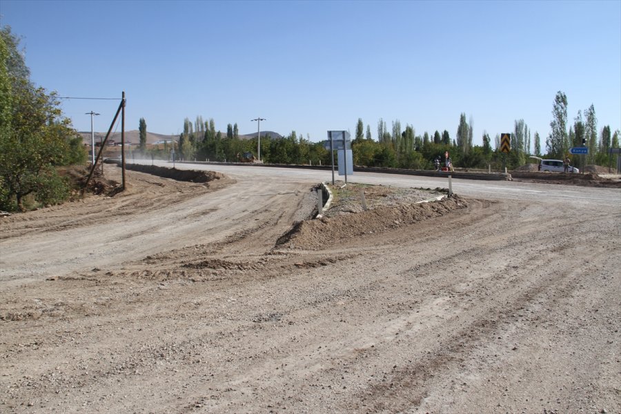 Hüyük'te Ölümlü Kazanın Yaşandığı Yolda Döner Kavşak Çalışmaları Başlatıldı