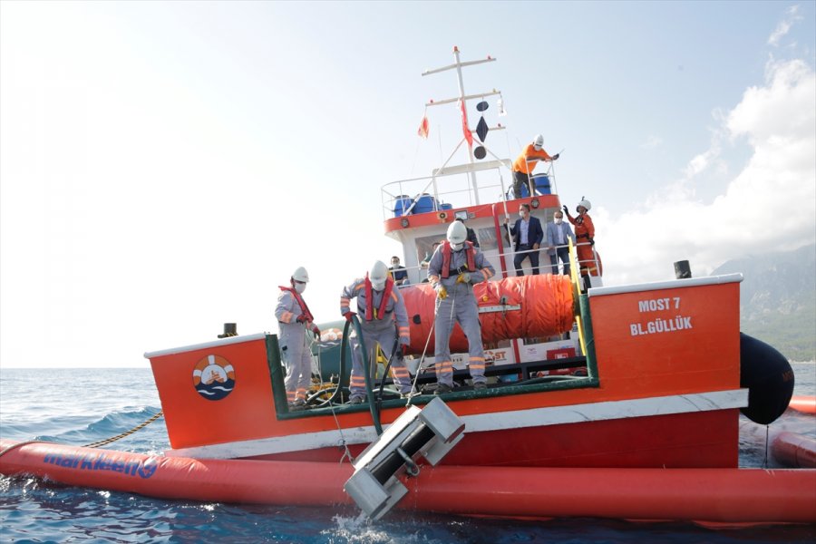 Antalya Açıklarında Deniz Kirliliğiyle Mücadele Kapsamında Tatbikat Yapıldı