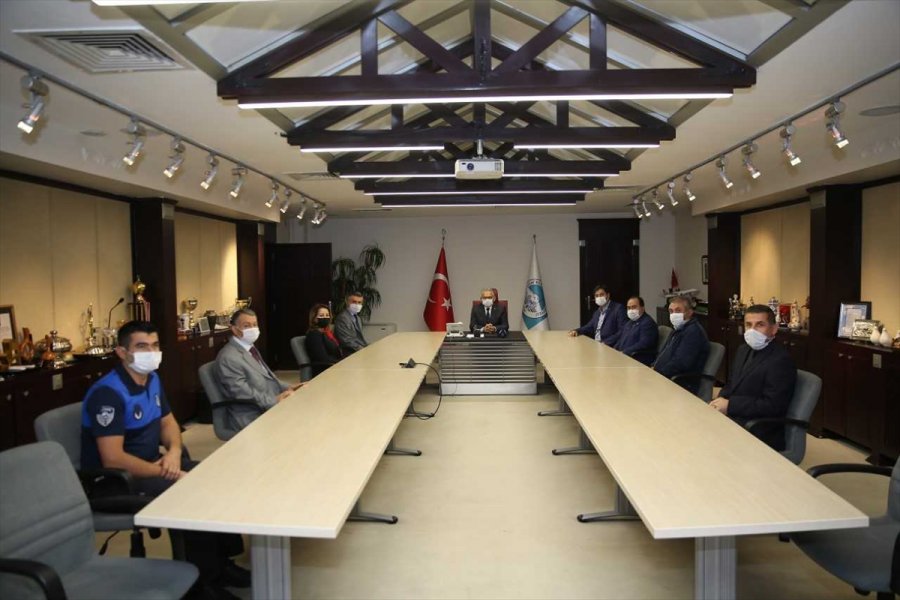Bem-bir-sen Genel Başkanı Uslu'dan Büyükşehir Belediyesine Ziyaret